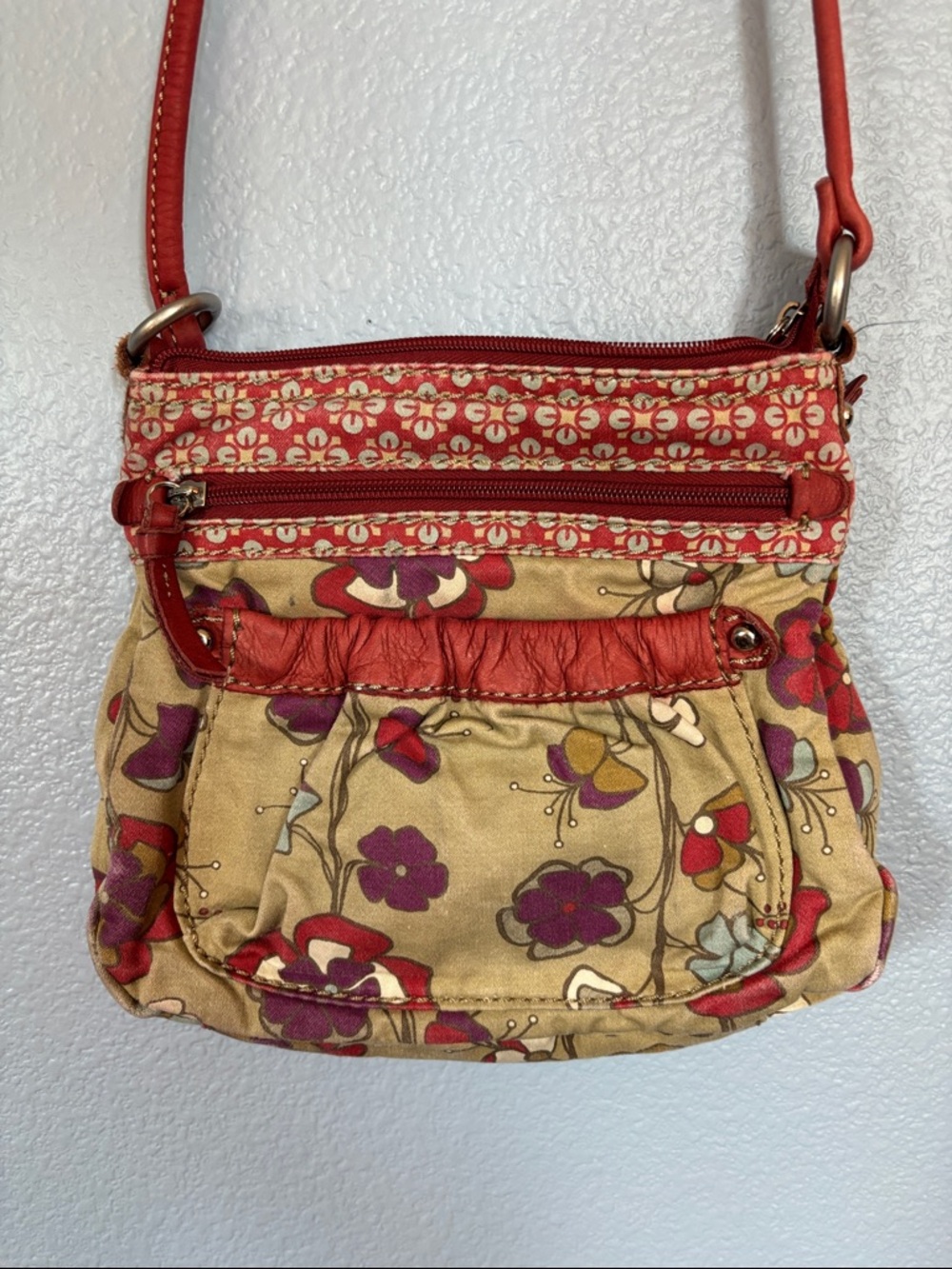 FOSSIL Shoulder purse. Small. Floral design. Cross body.